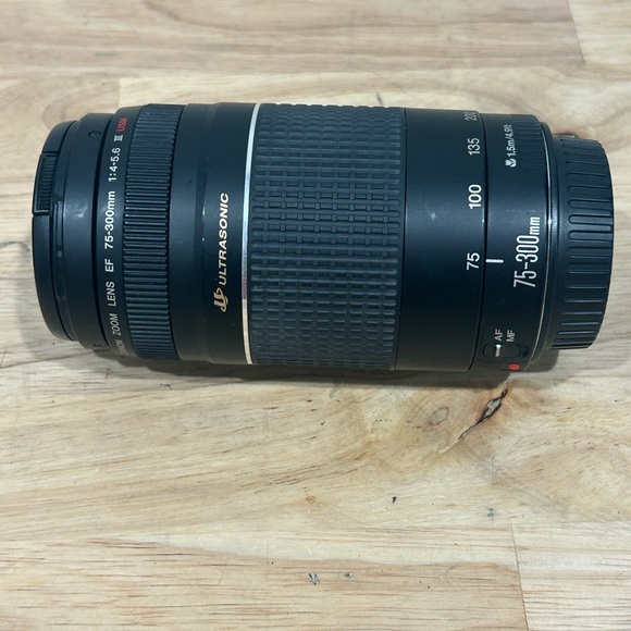 Canon EOS Digital Rebel XT 28-105mm Digital bundle with 3 lenses & bag - Picture 7 of 16